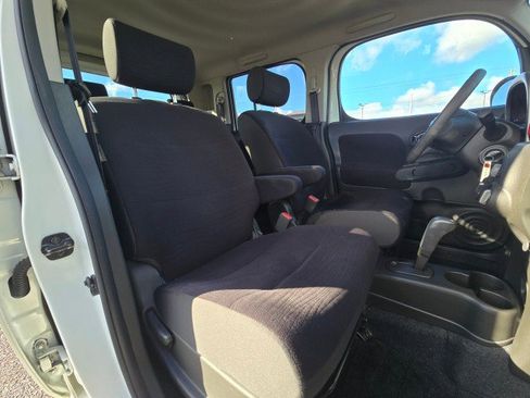 Used 2013 Nissan Cube 1.8 S w/ Interior Designer Pkg image 12