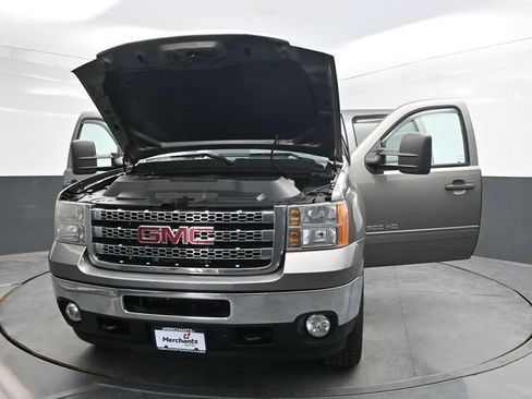 Used 2014 GMC Sierra 2500 SLE w/ SLE Preferred Package AWD/4WD image 40