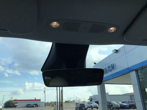 Used 2023 Tesla Model Y Long Range image 13