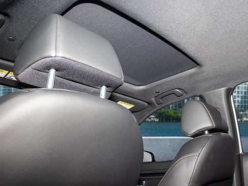 Certified 2025 Honda CR-V Sport-L image 18