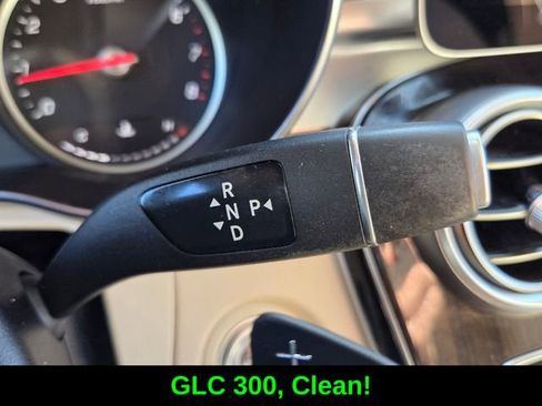 Used 2020 Mercedes-Benz GLC 300 image 29