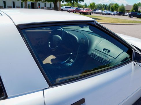Used 1993 Chevrolet Corvette Coupe RWD image 27