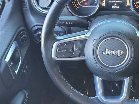 Used 2023 Jeep Wrangler Unlimited Rubicon w/ LED Lighting Group image 13