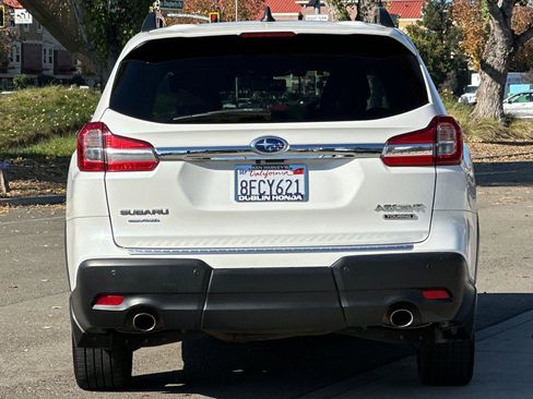 Used 2019 Subaru Ascent Touring w/ Popular Package #2 image 5
