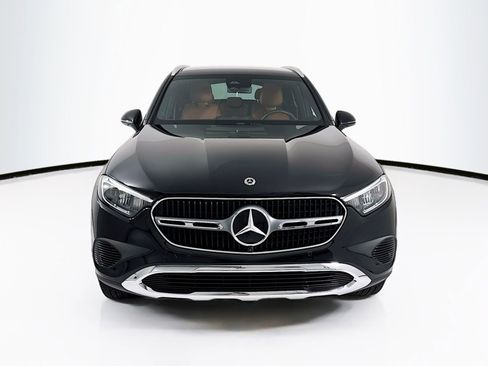Certified 2026 Mercedes-Benz GLC 300 image 2
