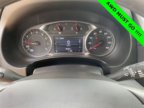 Used 2024 GMC Terrain SLE image 17