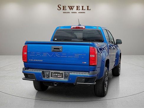 Used 2021 Chevrolet Colorado Z71 AWD/4WD image 5