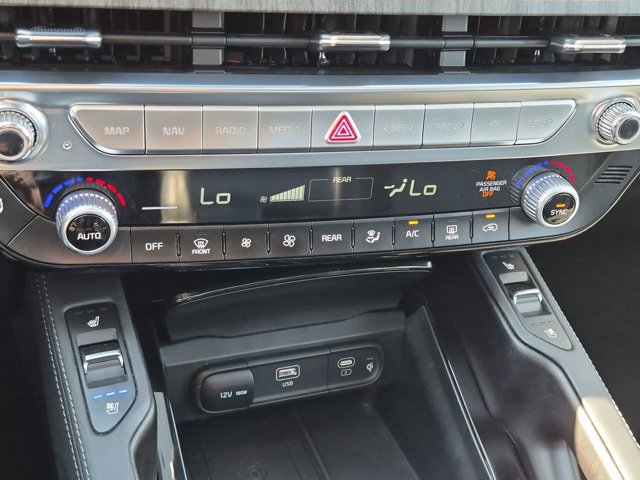 Used 2025 Kia Telluride SX Prestige AWD/4WD image 15