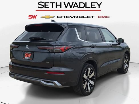 Used 2025 Mitsubishi Outlander SE AWD/4WD image 7