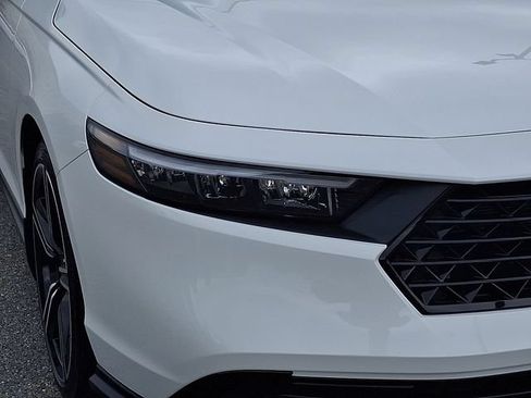 Used 2026 Honda Accord SE image 9