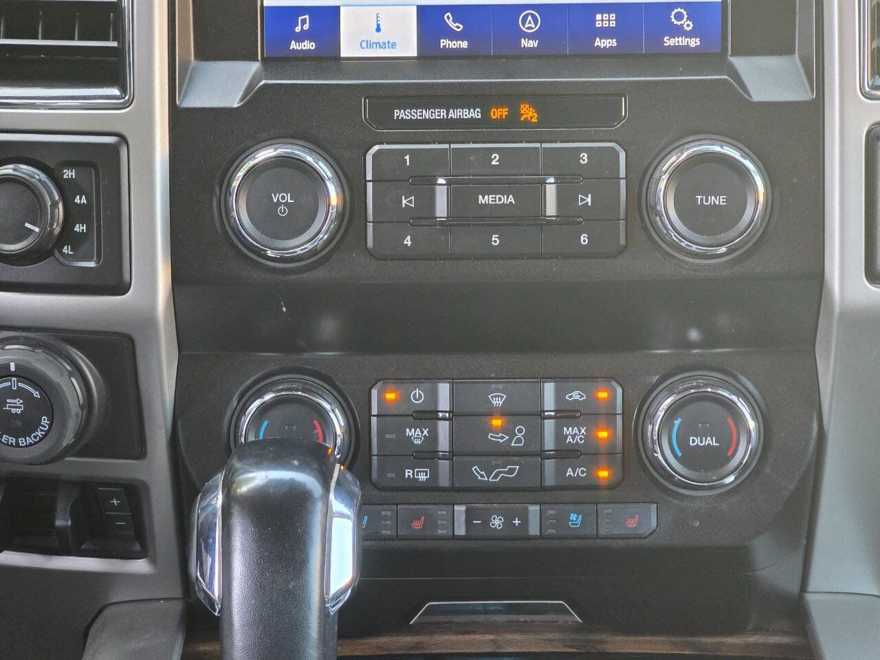 Used 2020 Ford F150 Lariat AWD/4WD image 29