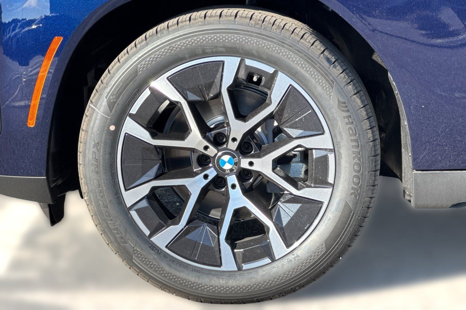 Used 2026 BMW X3 xDrive30i w/ Premium Package AWD/4WD image 13