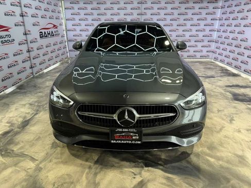 Used 2025 Mercedes-Benz C 300 4MATIC Sedan image 4
