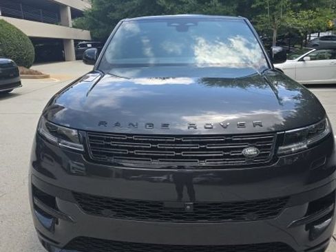 Used 2025 Land Rover Range Rover Sport Dynamic SE AWD/4WD image 11