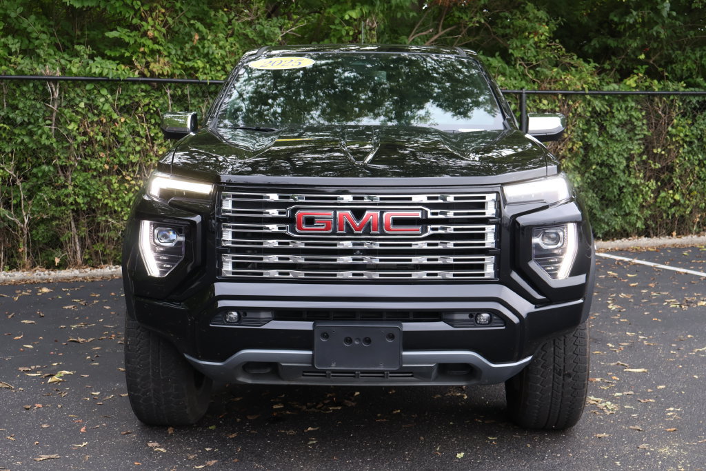 Certified 2025 GMC Canyon Denali AWD/4WD image 2