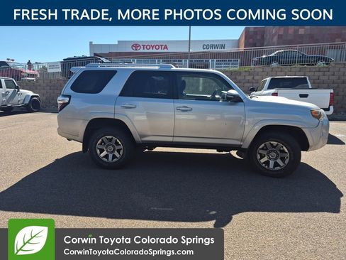 Used 2014 Toyota 4Runner Trail Premium AWD/4WD image 9