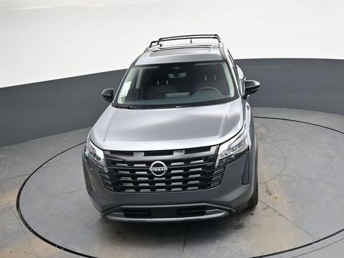 New 2026 Nissan Pathfinder SL image 24