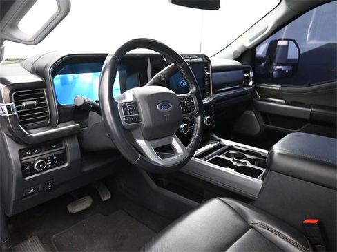 Used 2024 Ford F250 Lariat image 12