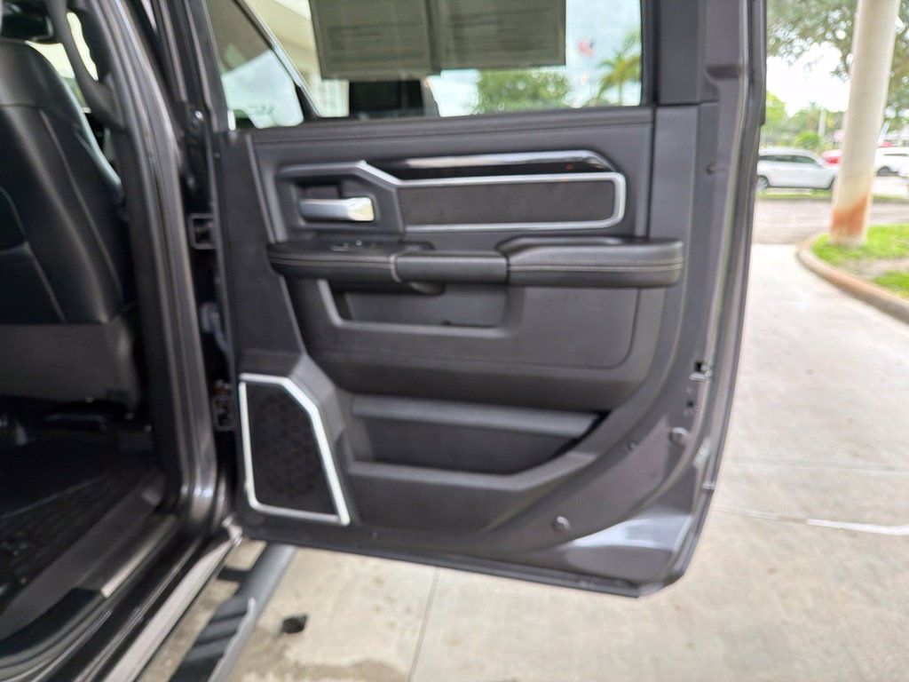 Used 2021 RAM 3500 Laramie w/ Max Tow Package AWD/4WD image 37