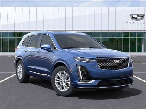 New 2025 Cadillac XT6 Luxury image 7