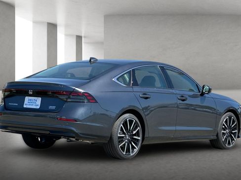 New 2026 Honda Accord Touring image 4
