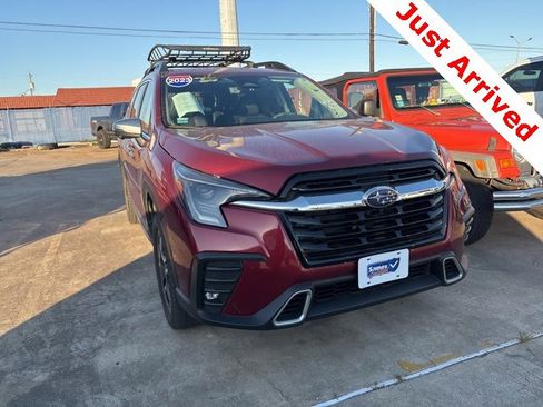 Used 2023 Subaru Ascent Touring image 3