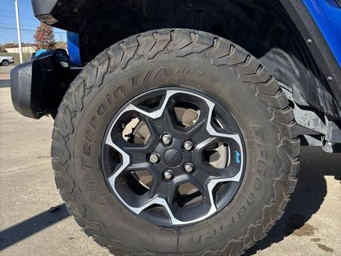 Used 2023 Jeep Wrangler Unlimited Rubicon 4xe w/ Cold Weather Group image 6