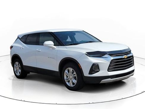 Used 2021 Chevrolet Blazer LT FWD image 2