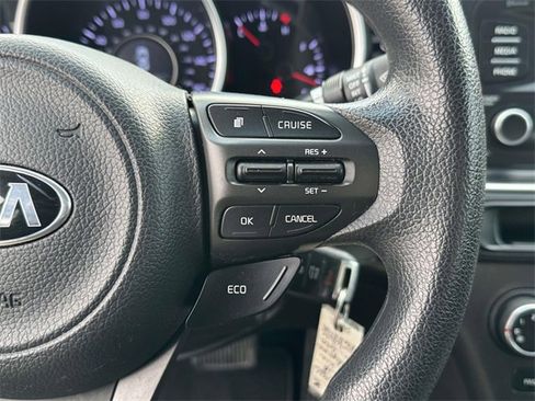 Used 2015 Kia Optima LX image 8