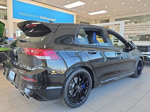 New 2026 Volkswagen Golf image 8