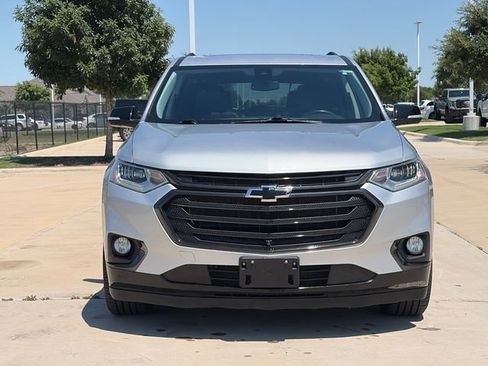Used 2021 Chevrolet Traverse Premier w/ Redline Edition AWD/4WD image 2