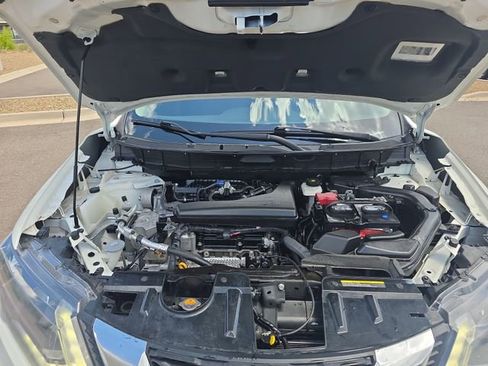 Used 2018 Nissan Rogue S AWD/4WD image 20