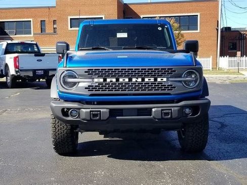 New 2025 Ford Bronco Badlands image 8