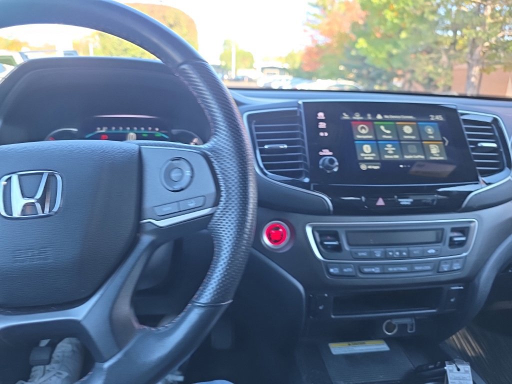 Used 2022 Honda Pilot TrailSport image 21