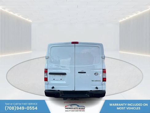 Used 2021 Nissan NV 3500 SV RWD image 5