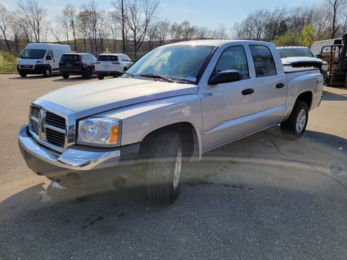 Used 2005 Dodge Dakota SLT w/ Interior Convenience Group image 7