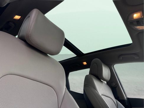 Used 2017 Hyundai Santa Fe Sport w/ 2.4L Tech Package 04 image 17