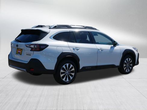 Certified 2025 Subaru Outback Touring XT AWD/4WD image 7
