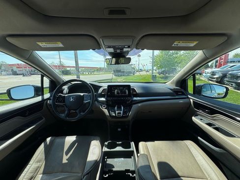 Used 2023 Honda Odyssey Elite image 9