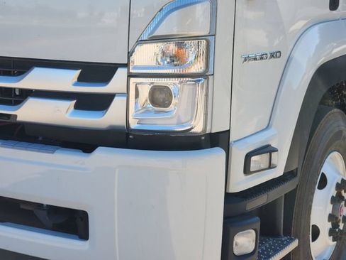 New 2024 Chevrolet Low Cab Forward 7500XD RWD image 15