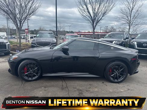 Used 2024 Nissan Z Performance w/ Floor Mat Package image 5