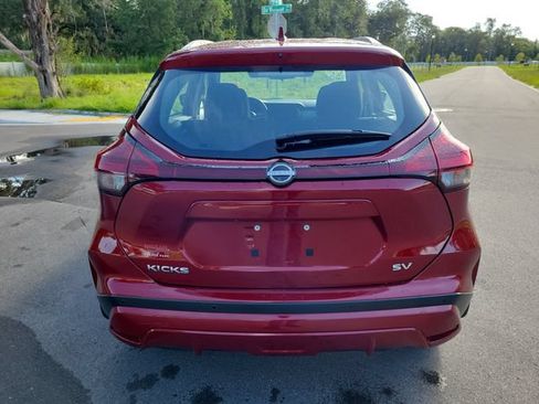 Used 2023 Nissan Kicks SV FWD image 9
