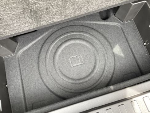 Used 2022 Chevrolet Equinox LT image 41