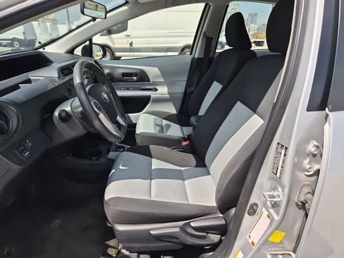 Used 2013 Toyota Prius C Two FWD image 9