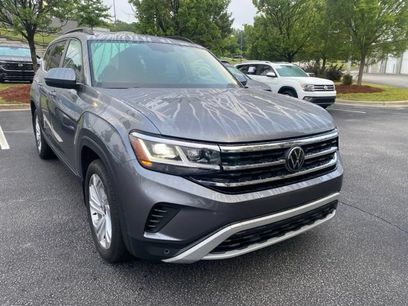Used 2023 Volkswagen Atlas SE w/ Panoramic Sunroof Package