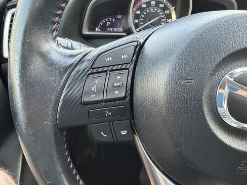 Used 2016 MAZDA MAZDA3 i Grand Touring FWD image 11