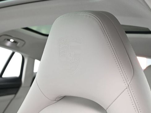 Certified 2023 Porsche Panamera 4 AWD/4WD image 17