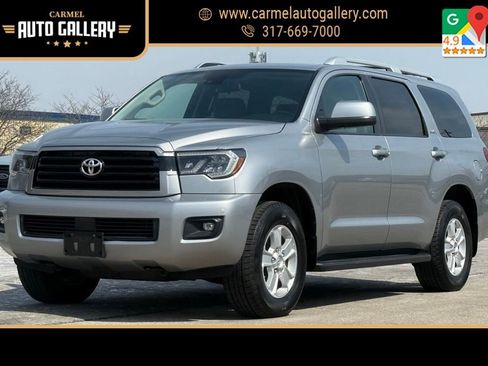 Used 2019 Toyota Sequoia SR5 AWD/4WD image 1