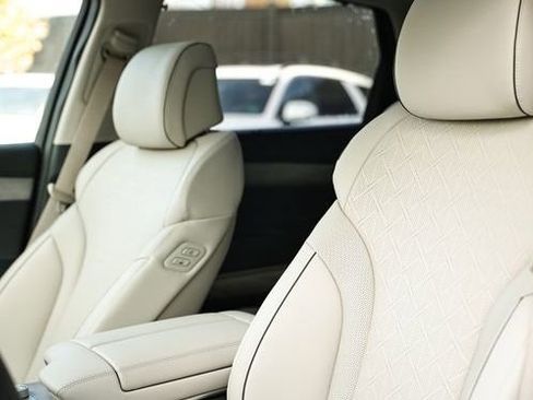 New 2026 Genesis GV80 2.5T Advanced image 22