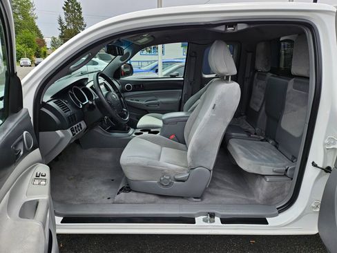 Used 2011 Toyota Tacoma 4x4 Access Cab w/ SR5 Pkg #2 image 14